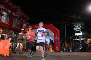 BIB: 3702, 4708
                            <button type="button" onclick="openModal(26228686)" class="btn btn-primary btn-sm float-right btn-popup" data-toggle="modal" data-target=".modal-high-quality">
                        <i class="fas fa-shopping-cart"></i> Add to Cart
                    </button>
                                            <button type="button" onclick="isThisMe(26228686, true)" class="btn btn-success btn-sm float-right btn-popup btn-isme hidden" data-toggle="tooltip" data-placement="bottom" title="นี่คือรูปของคุณใช่ไหม คลิกที่นี่เพื่อเอาเข้าอัลบั้ม">
                        <i class="fas fa-plus"></i> Add to album
                    </button>
                    <button type="button" onclick="isThisMe(26228686, false)" class="btn btn-warning btn-sm float-right btn-popup btn-isnotme hidden">
                        <i class="fas fa-ban"></i> Remove from album
                    </button>